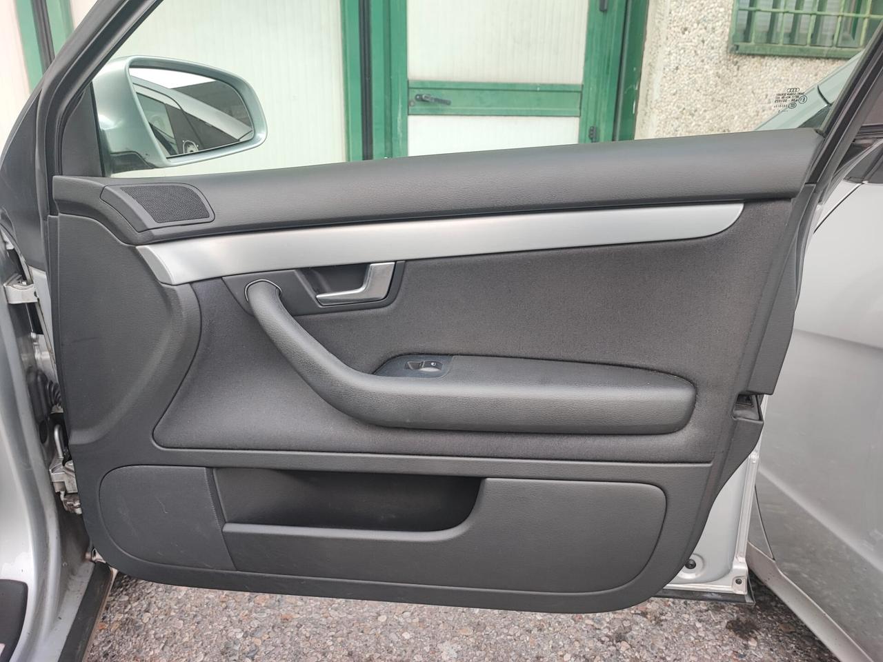 Audi A4 2.0 TDI DIESEL AUTOMATICA BERLINA 2005