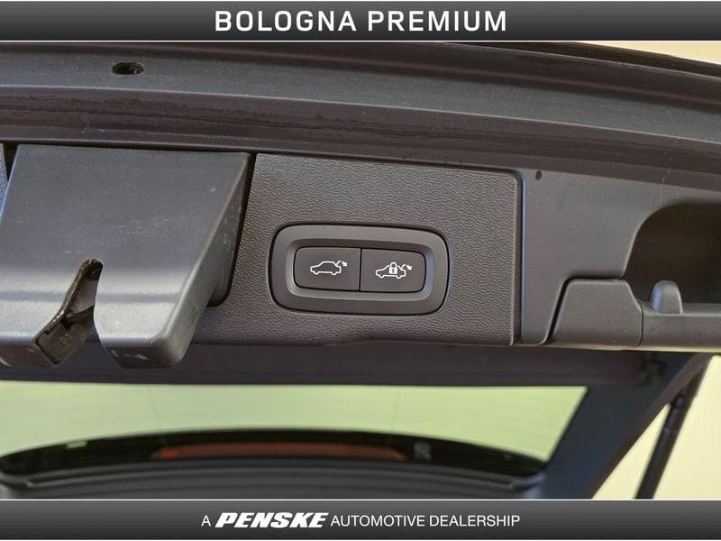 Volvo XC60 XC60 B4 (d) AWD Geartronic R-design