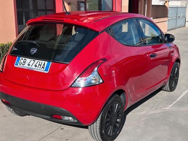 Lancia Ypsilon 1.2 BENZ/GPL CASA MADRE 50.000KM