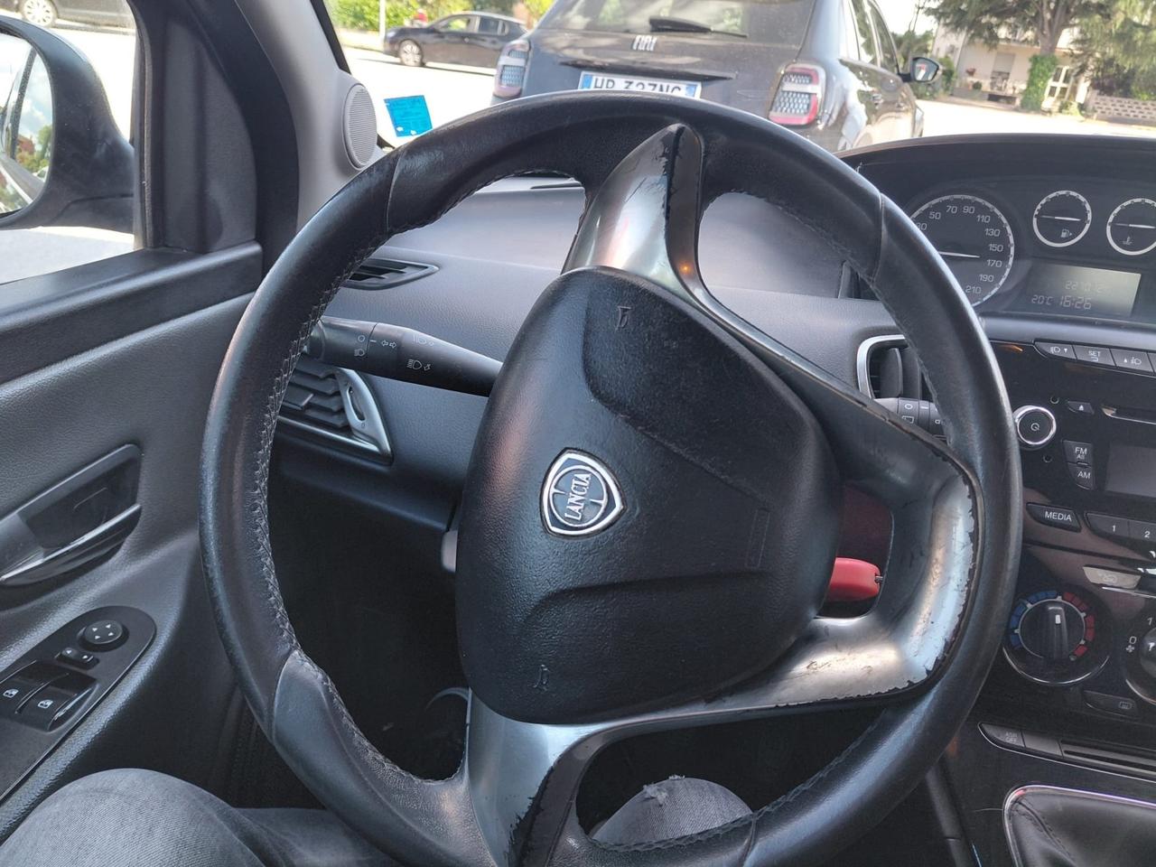 Lancia Ypsilon 1.3 MJT 16V 95 CV 5 porte S&S Platinum