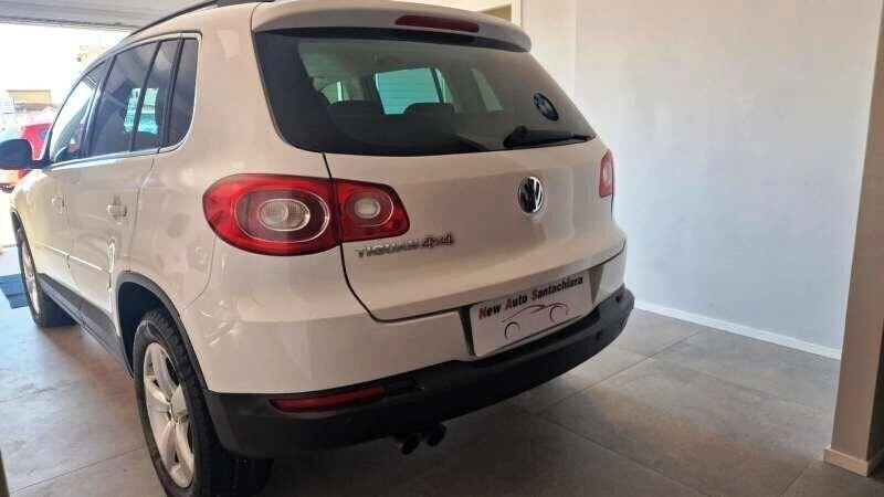 Volkswagen Tiguan 2.0 TDI 140 CV DPF tiptronic Sport & Style (18°)