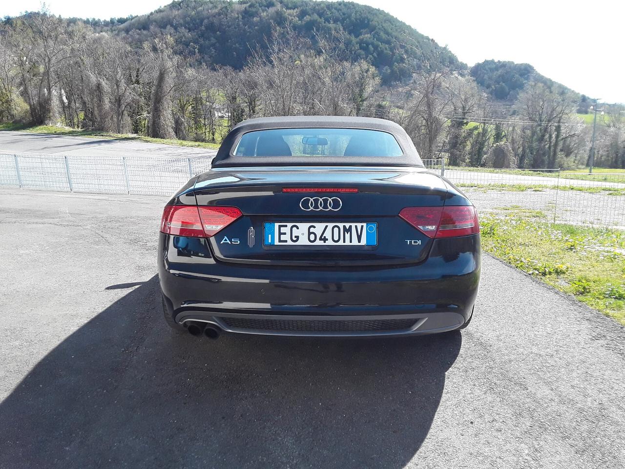 Audi A5 Cabrio 2.0 TDI F.AP. Ambiente