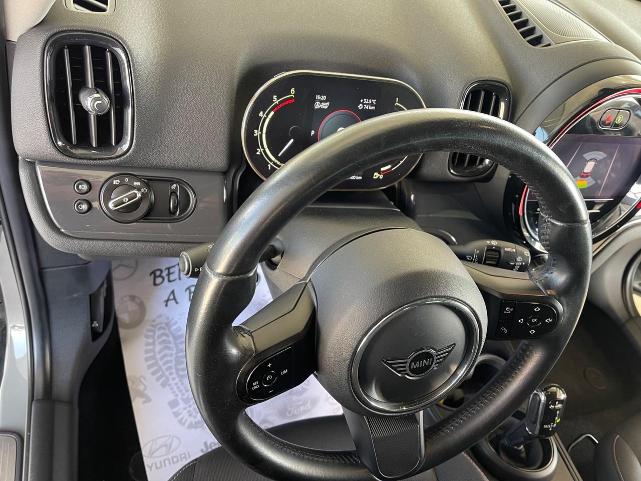 Mini Cooper Countryman 1.5 One D Essential