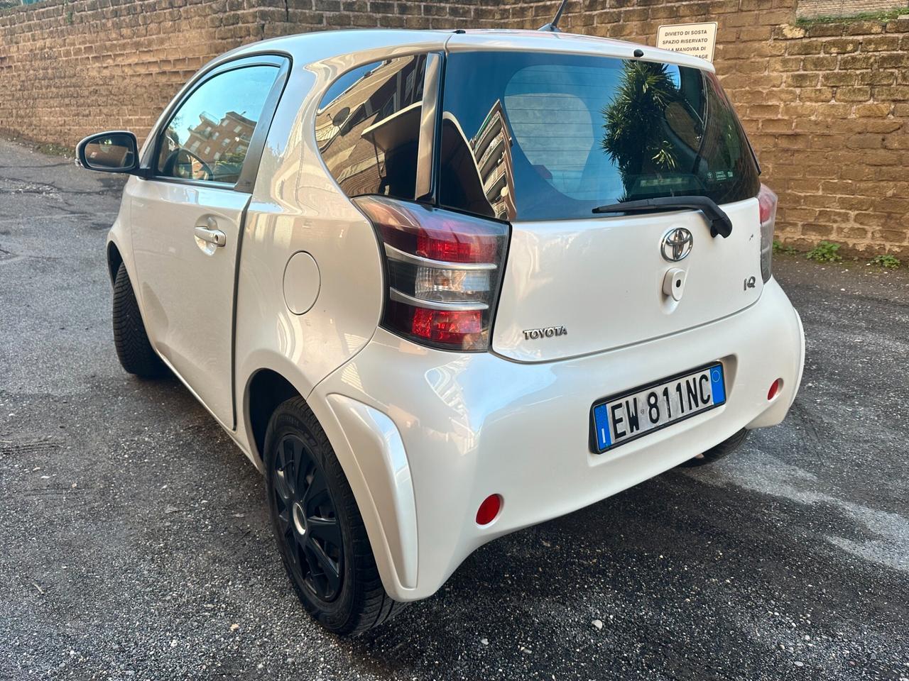 Toyota iQ *automatica*