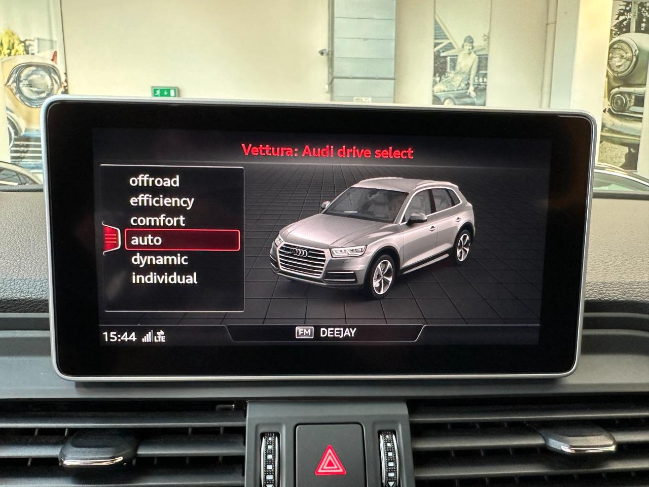 Audi Q5 40 2.0 tdi quattro S line s-tronic-Matrix-19"-Tetto-Virtual