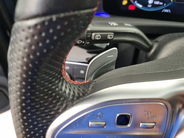 MERCEDES-BENZ A 180 d Automatic Premium