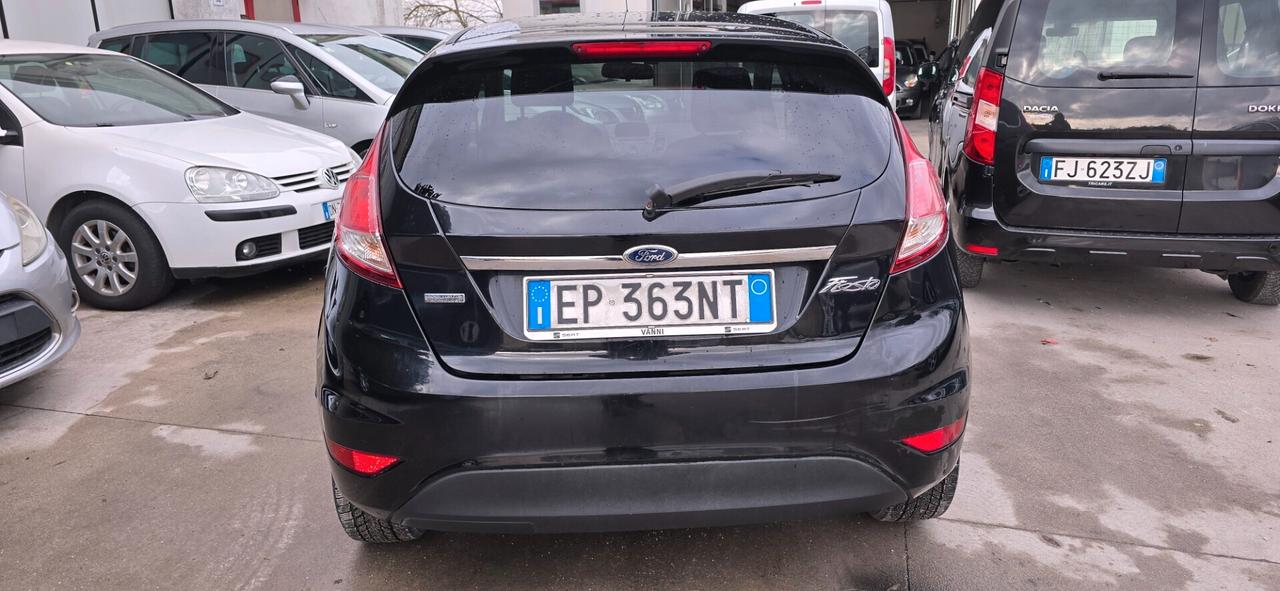 Ford Fiesta 1.5 TDCi 75CV 5 porte Titanium