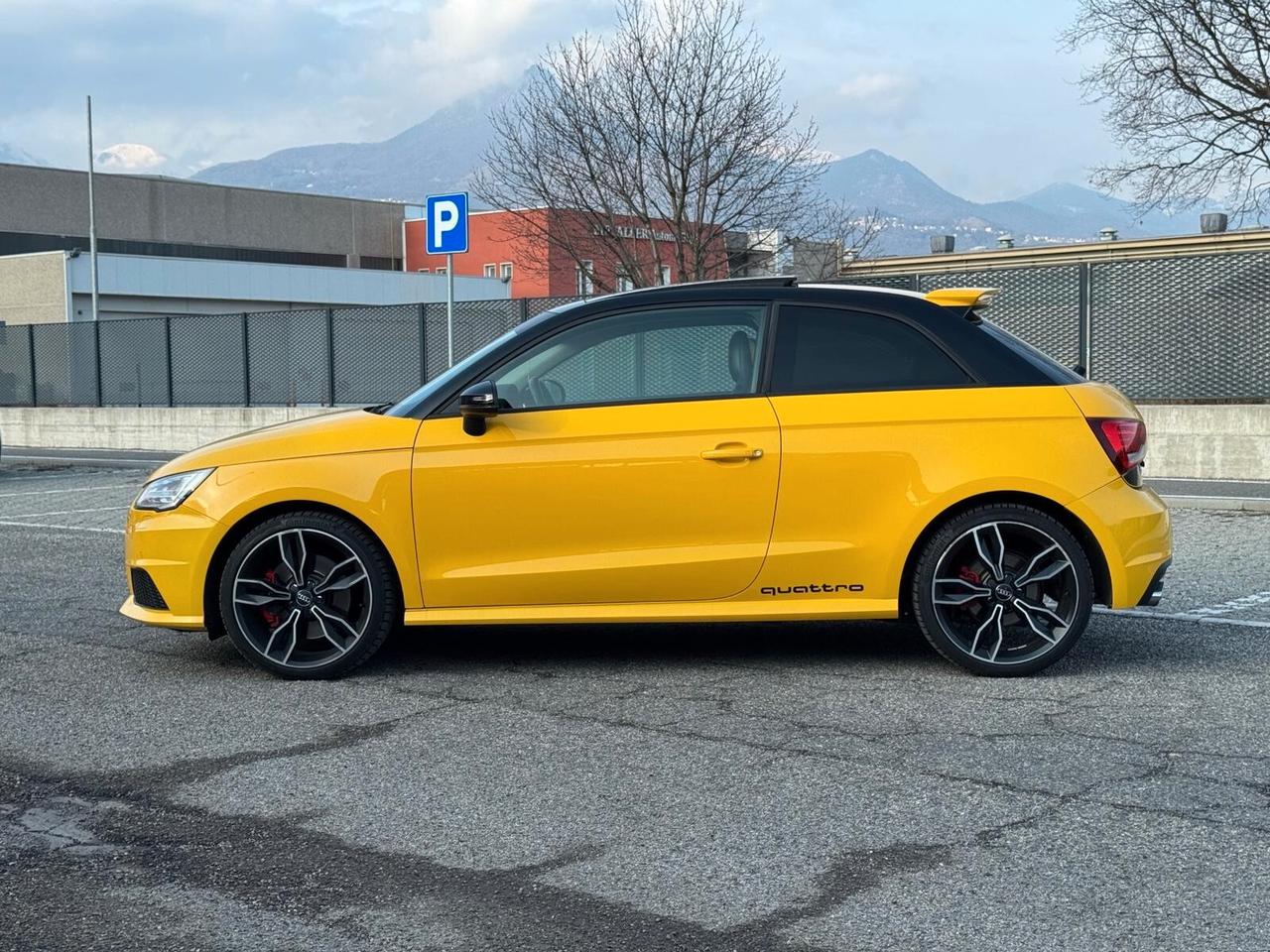Audi A1 S1 2.0 TFSI quattro Full opt. Originale