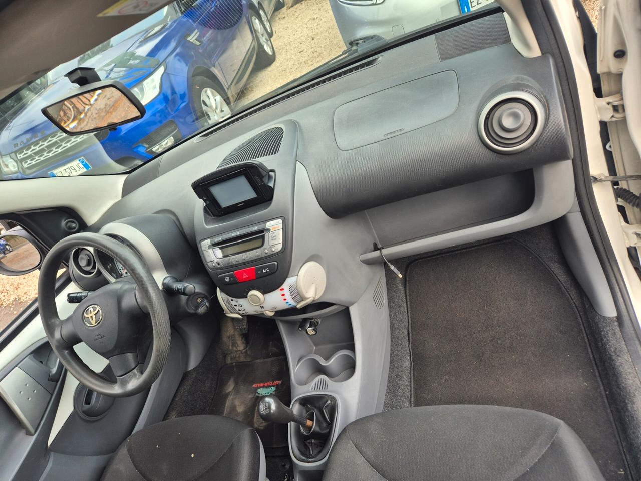 Toyota Aygo 1.0 12V VVT-i 5 porte Now Connect