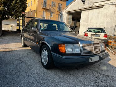 Mercedes-benz 190 2.3 E cat