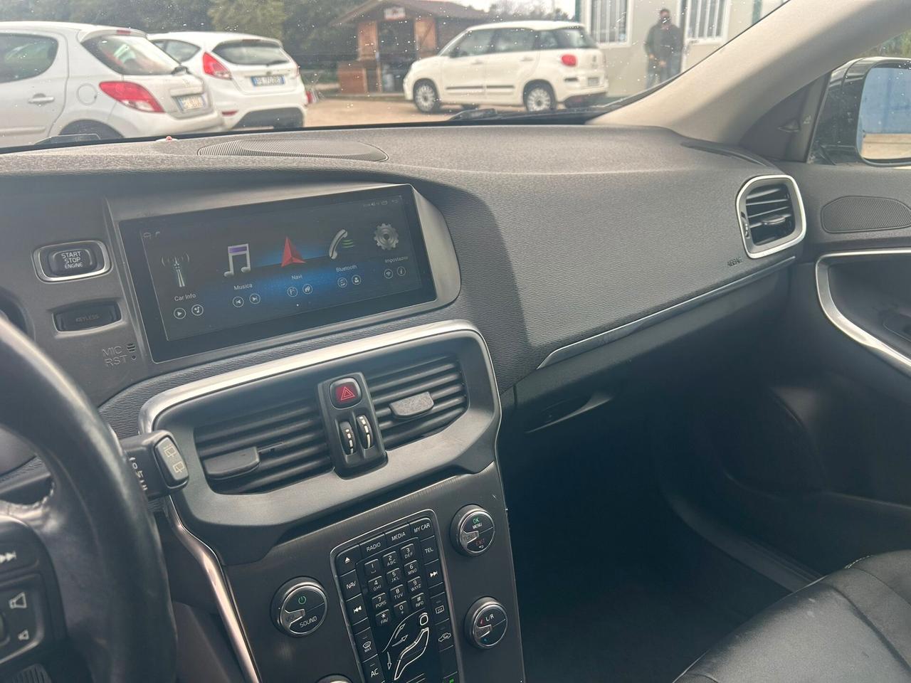 Volvo V40 D2 1.6 Kinetic 2013