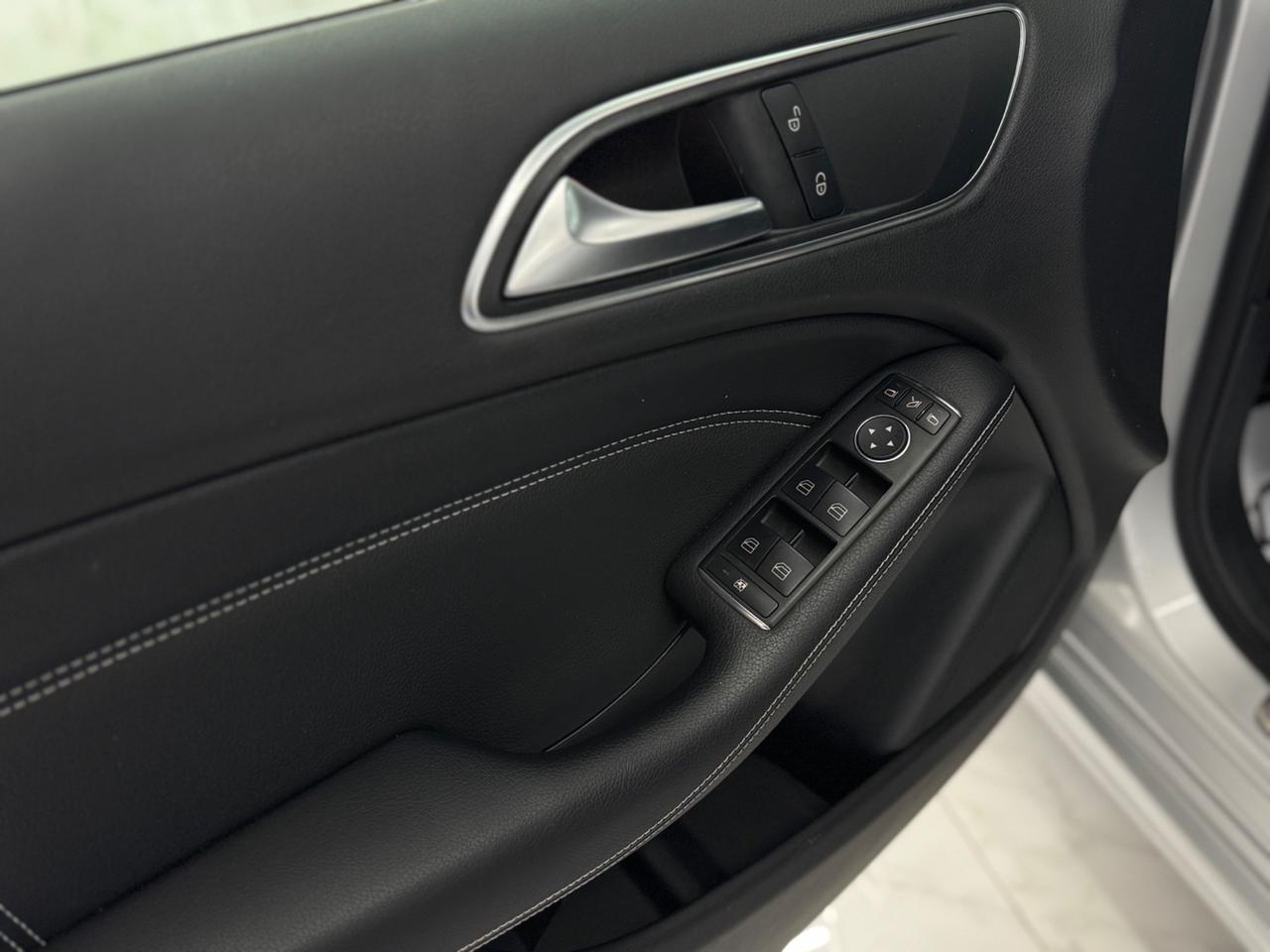 Mercedes-benz Classe B 200d Premium Full Opt