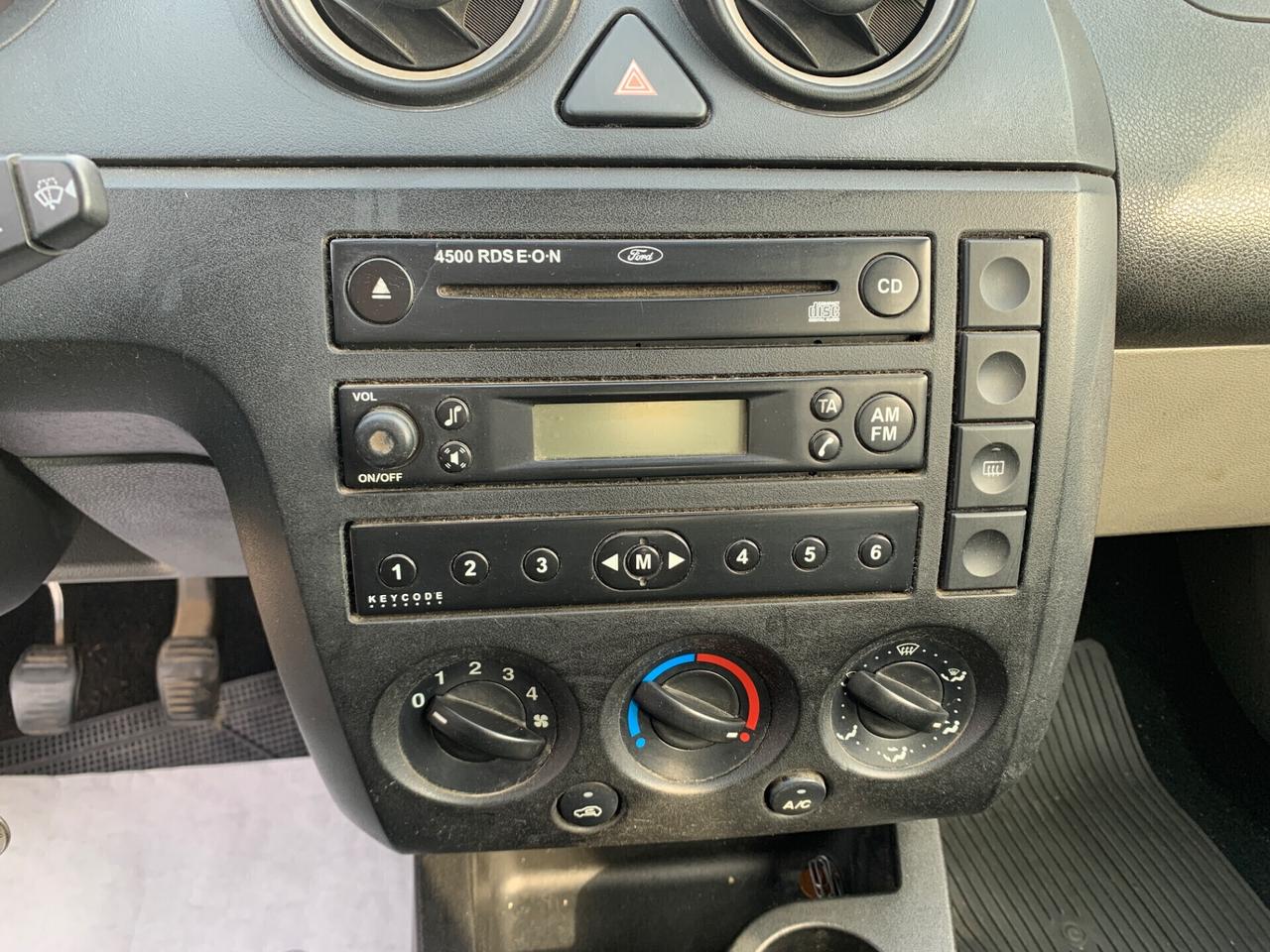 Ford Fiesta 1.4 16V 5p. Zetec