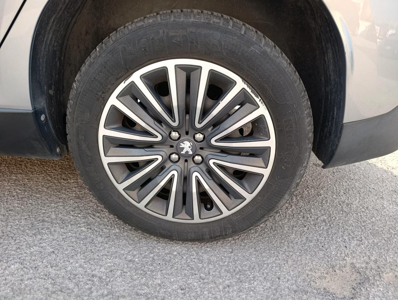 Peugeot 2008 PureTech 82 Access