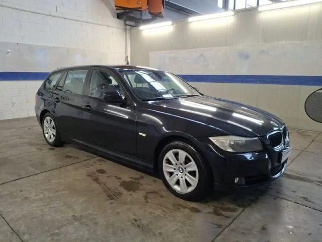 BMW 318 d cat Touring Attiva Autom -cerchi lega+Garanzia-