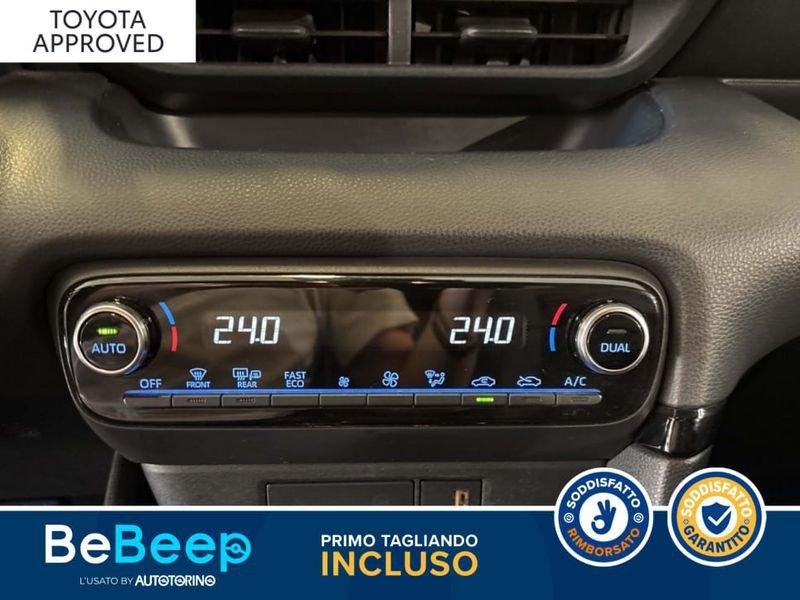 Toyota Yaris 1.5 HYBRID PREMIERE