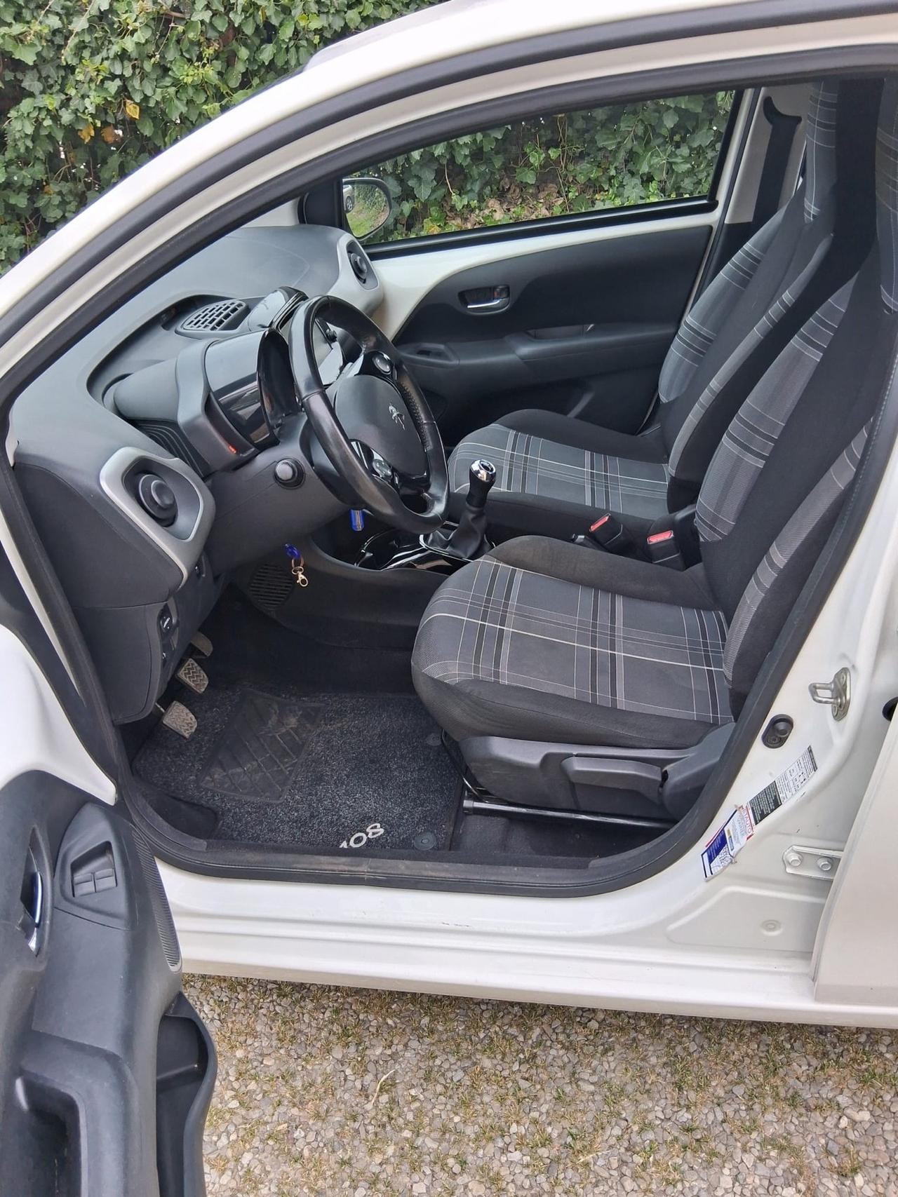 Peugeot 108 VTi 68 Active (Garanzia 24 Mesi)