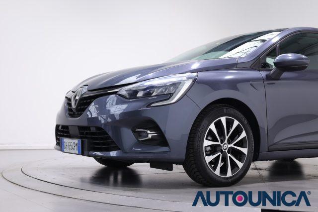 RENAULT Clio TCE 90 CV 5 PORTE BUSINESS FARI LED