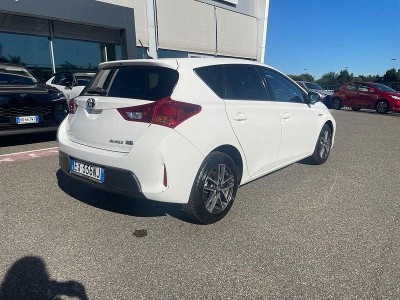 Toyota Auris Hybrid Active +