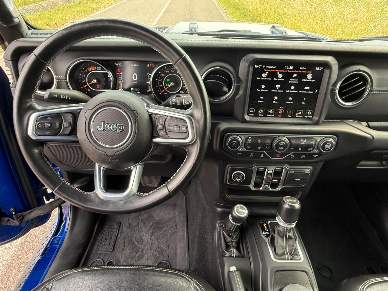 Jeep Wrangler Unlimited 2.2 Mjt II Sahara "STRAFULL-65000KM"
