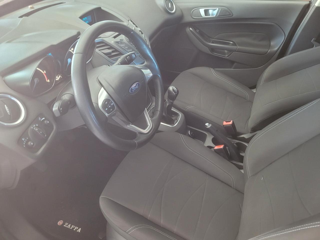 Ford Fiesta 1.5 TDCi 75CV 5 porte