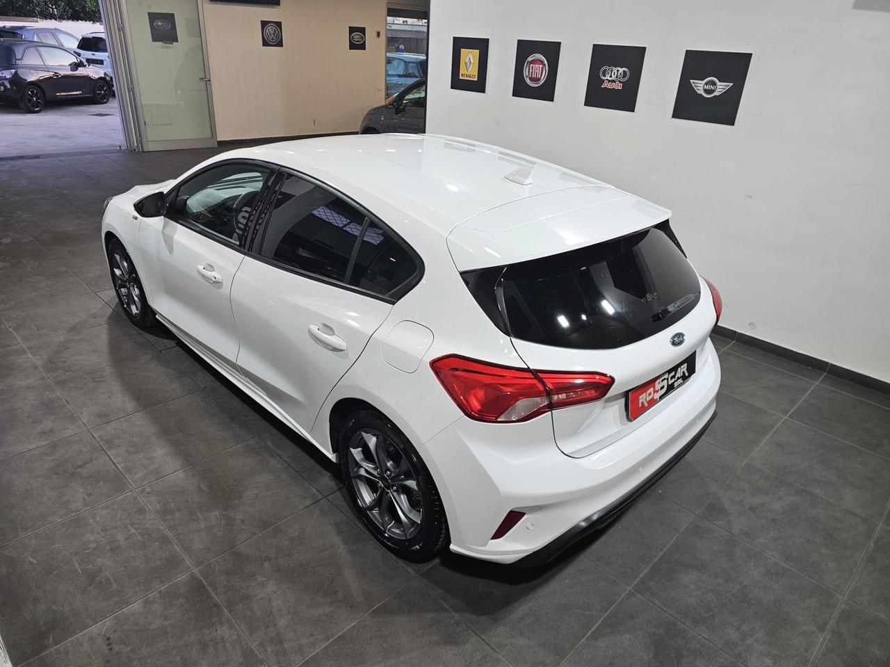 Ford Focus 1.5 TDCi 120 CV ST Line