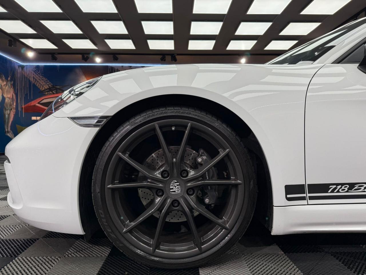 Porsche 718 Spyder Boxster 2.0 T (723)