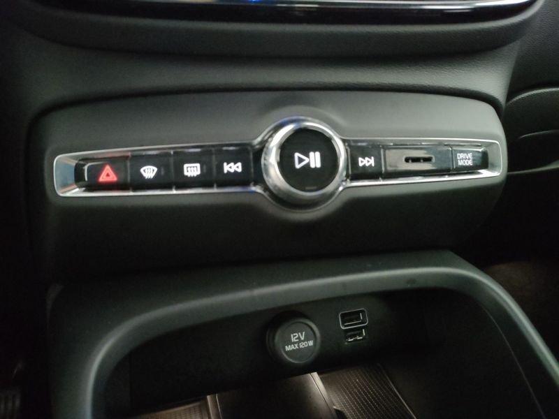 Volvo XC40 1.5 t2 Core auto