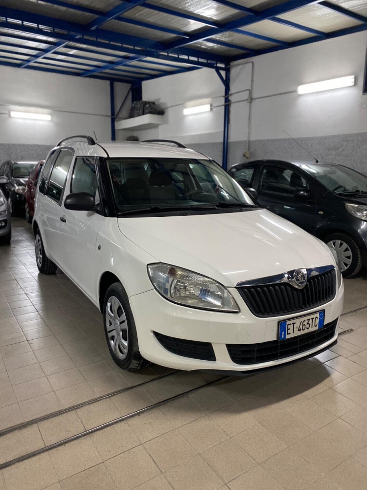 Skoda Roomster 1.2 tdi 75CV Ambition 2014