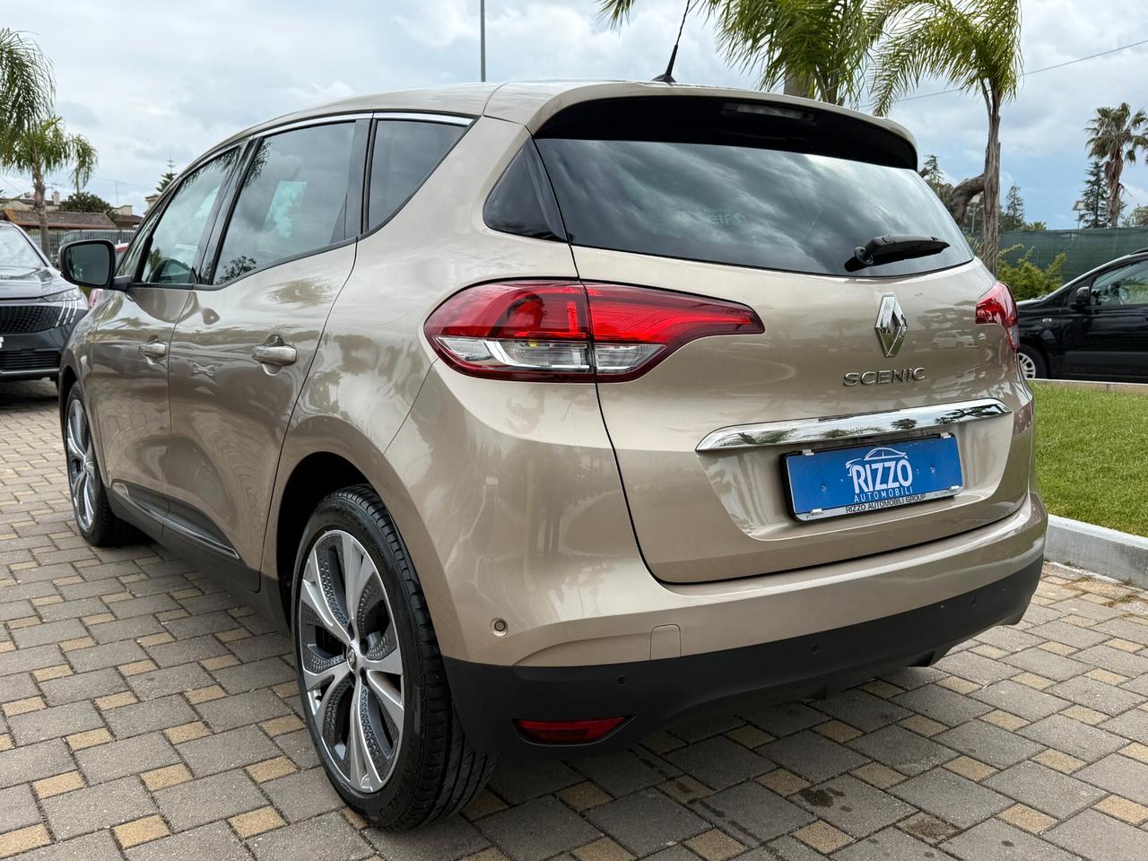 Renault Scenic 1.5dCi 110 CV Energy Intens 5 Posti.
