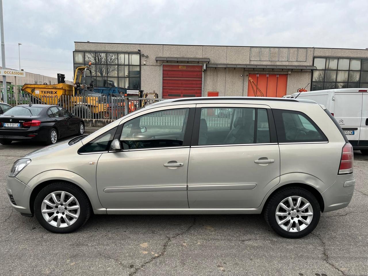 Opel Zafira 1.6 16V ecoM 94CV **7 POSTI** **NEOPATENTATI**