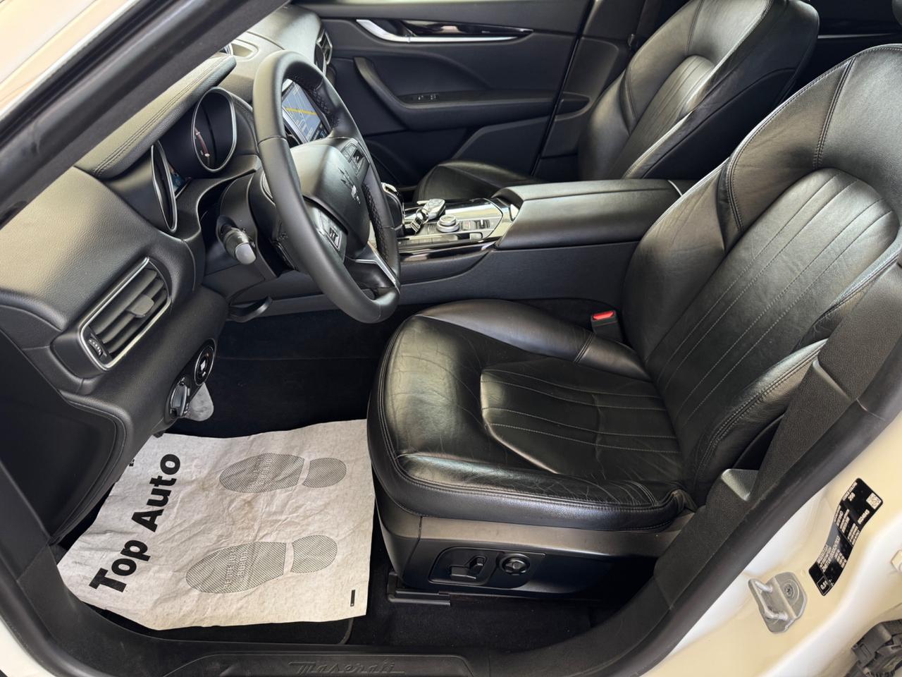 MASERATI LEVANTE V6 275 CV AWD GRANLUSSO / TETTO