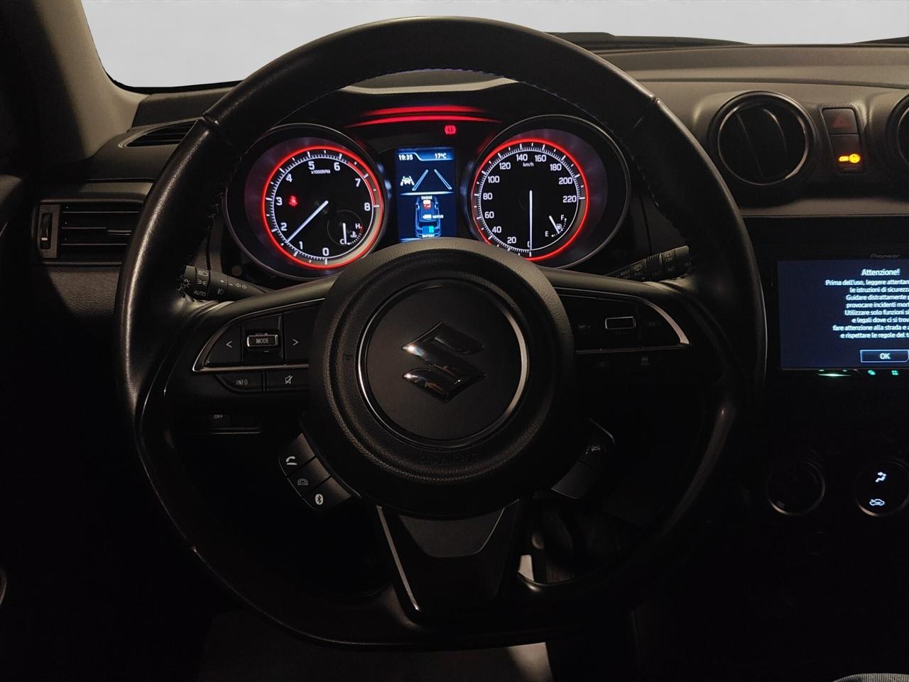 Suzuki Swift 1.2 Hybrid Top 83CV