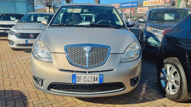 LANCIA Ypsilon 1.3 MJT 90 CV Oro Bianco