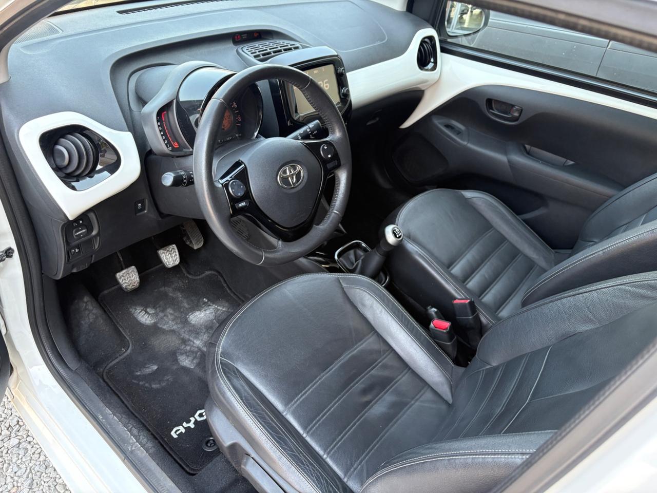 Toyota Aygo 1.0 Benzina 69 CV 5 porte