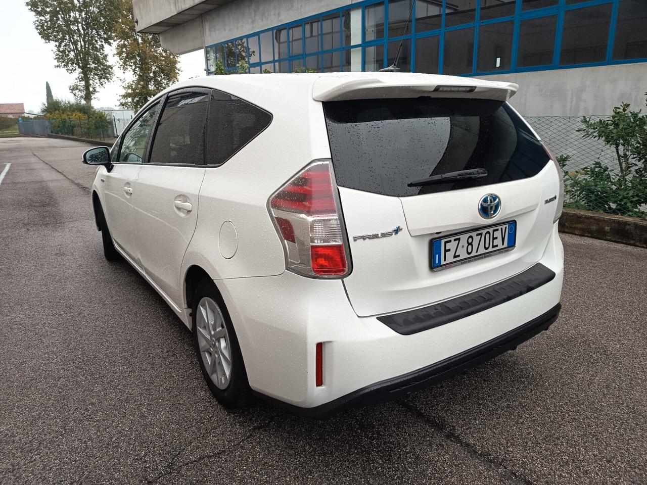Toyota Prius Prius+ 1.8 Lounge