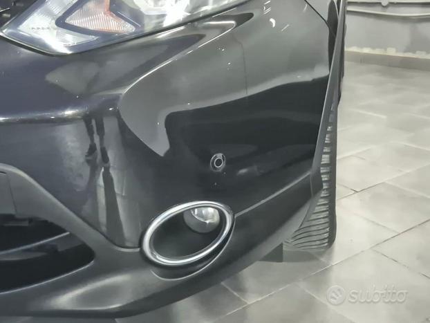 NISSAN - Qashqai - 1.6 dCi 2WD N-Connecta Tetto