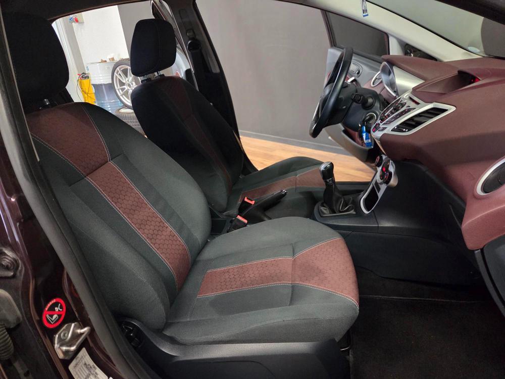 Ford Fiesta 5 Porte Fiesta 5p 1.4 16v Titanium Gpl