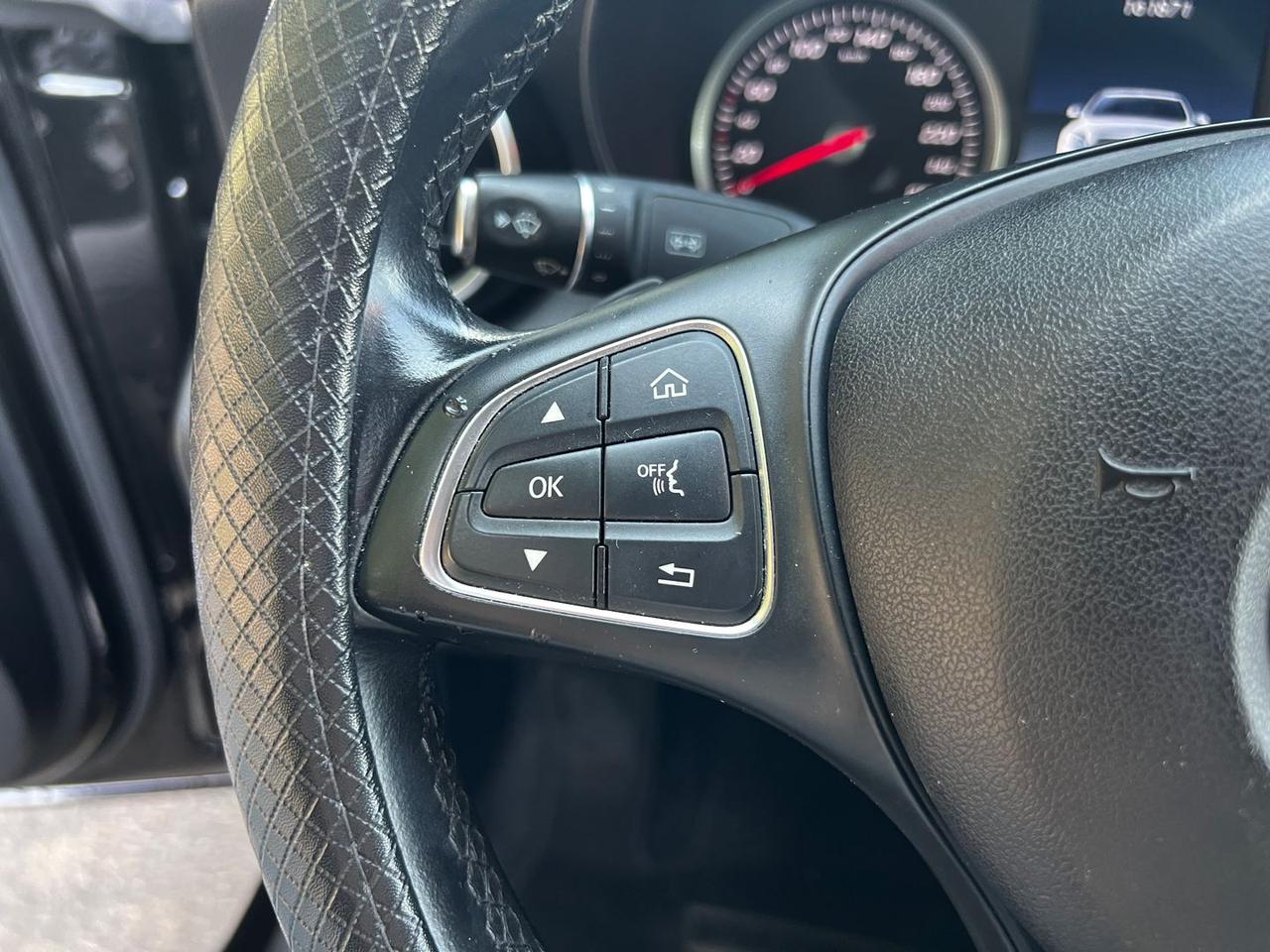 Mercedes-Benz C 180 C-Class C #11090