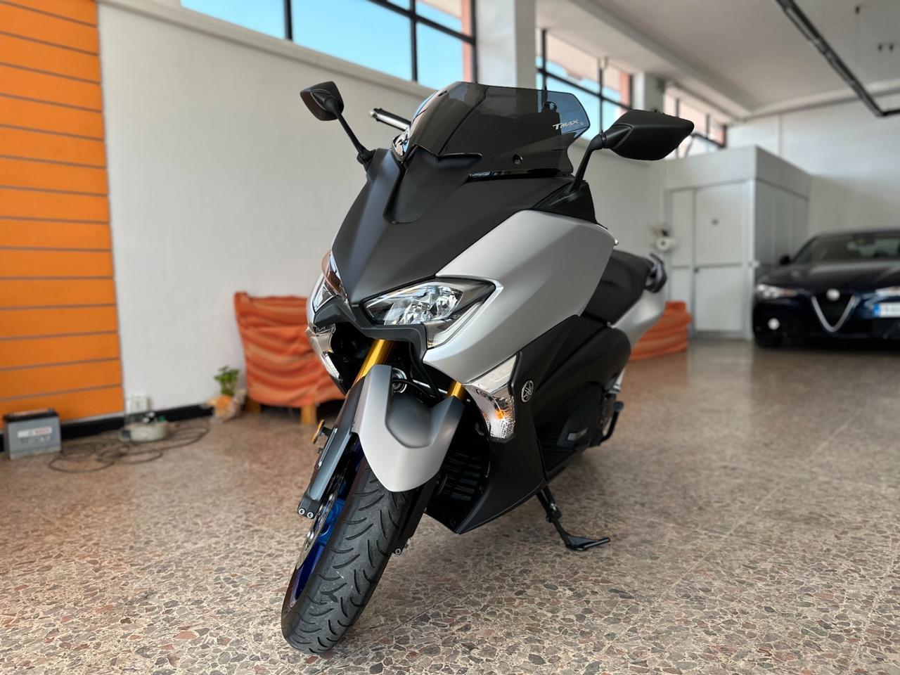 YAMAHA T-MAX 530 SX 2018 SPORT EDITION