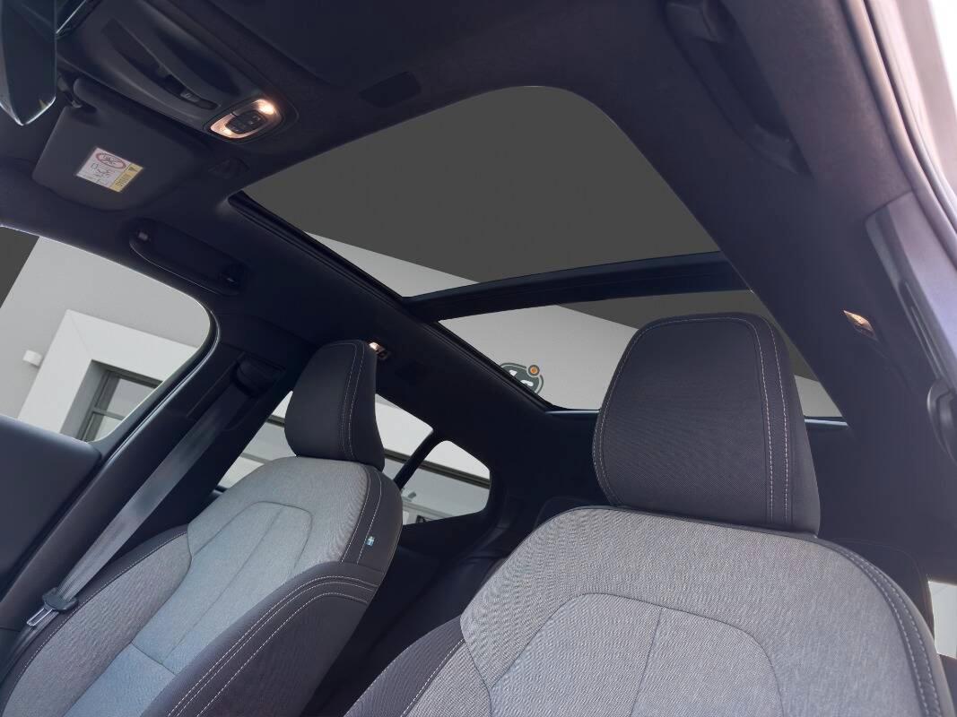 Volvo XC40 1.5 t4 phev Inscription Expression TETTO APRIBILE