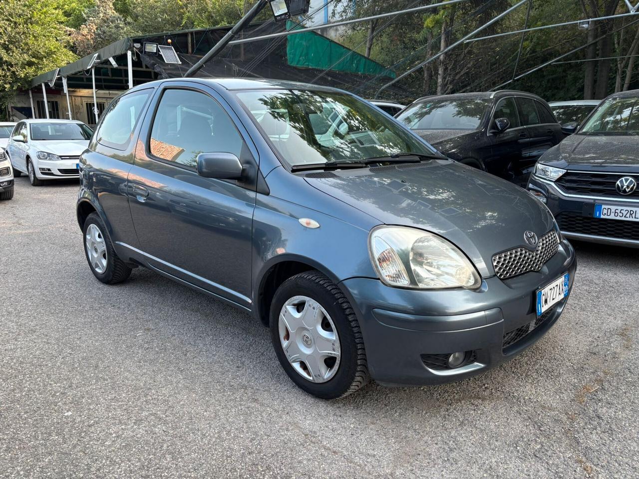 Toyota Yaris 1.0i 16V cat 3 porte Sol OK Neopatentati