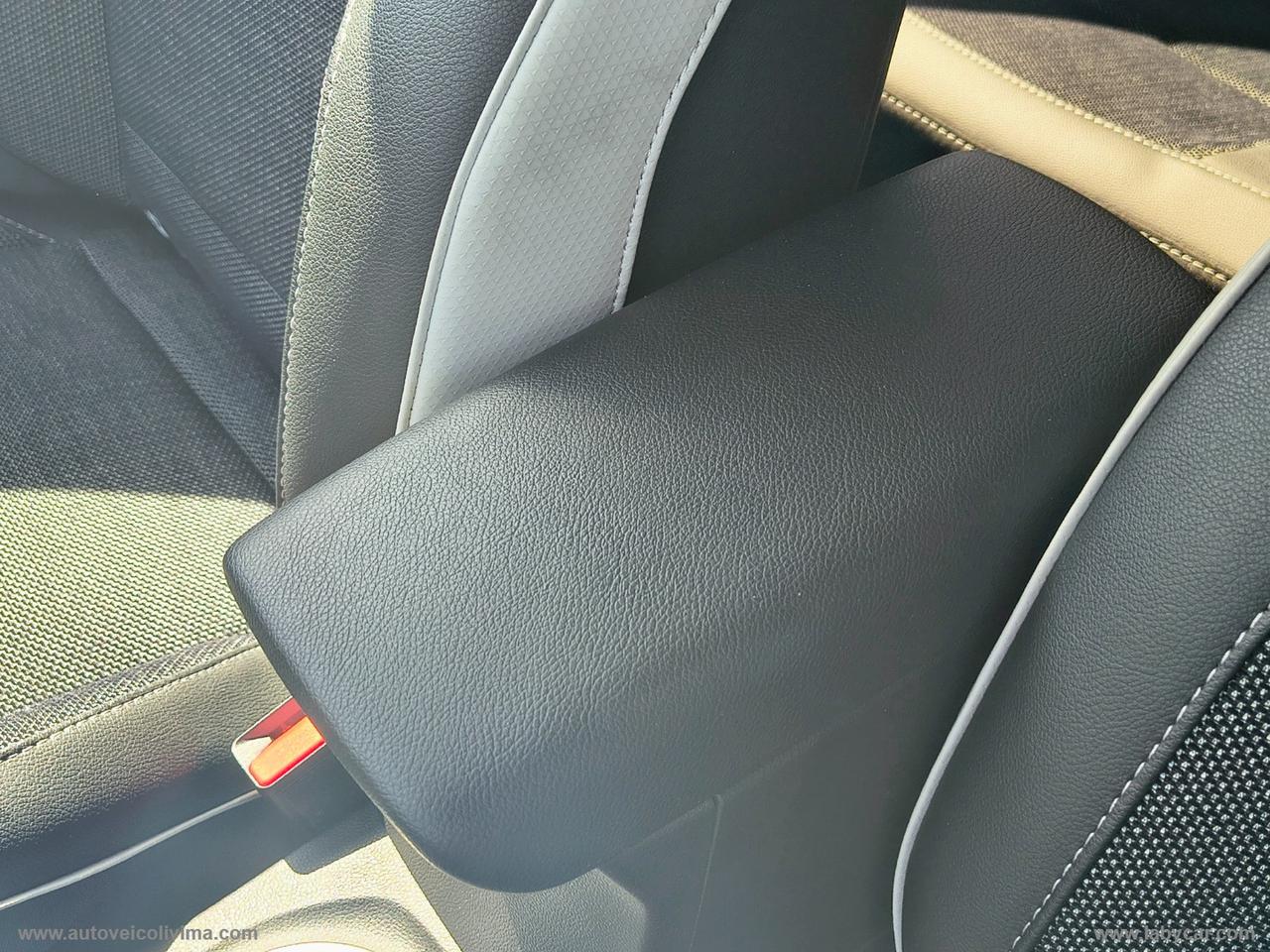 RENAULT Captur TCe 90 CV Techno