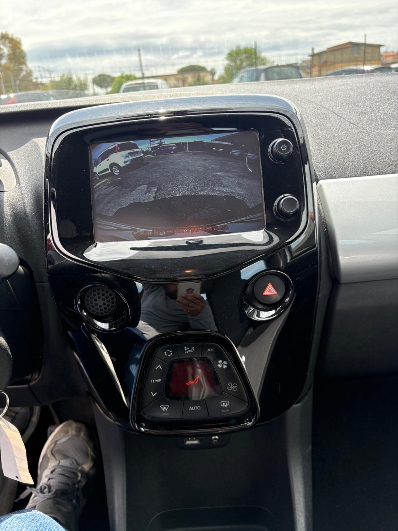 TOYOTA AYGO 2016 CABRIO