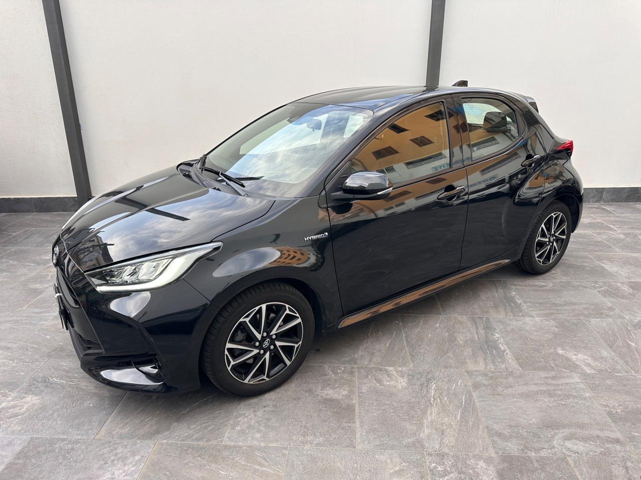 Toyota Yaris 1.5 Hybrid 5 porte Lounge