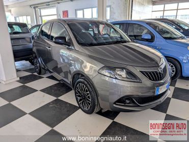 Lancia Ypsilon 1.0 FireFly 5 porte S&S Hybrid Platino