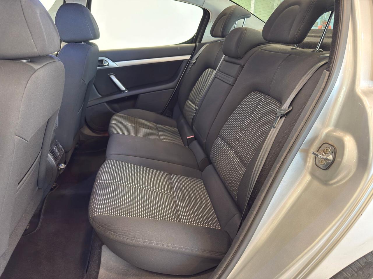 Peugeot 407 1.6 HDi Premium 109CV