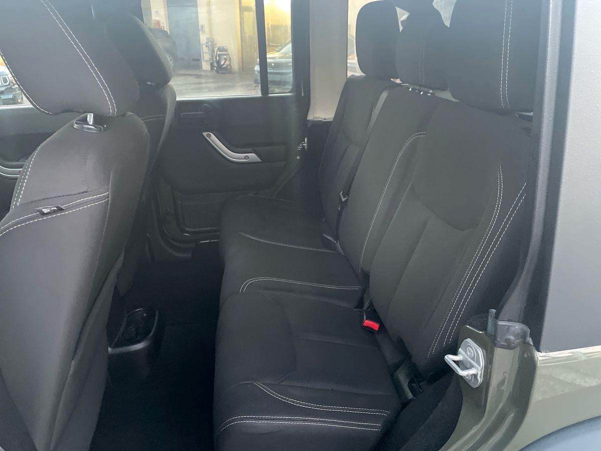 JEEP Wrangler III 2011 Unlimited - Wrangler Unlimited 2.8 crd Rub