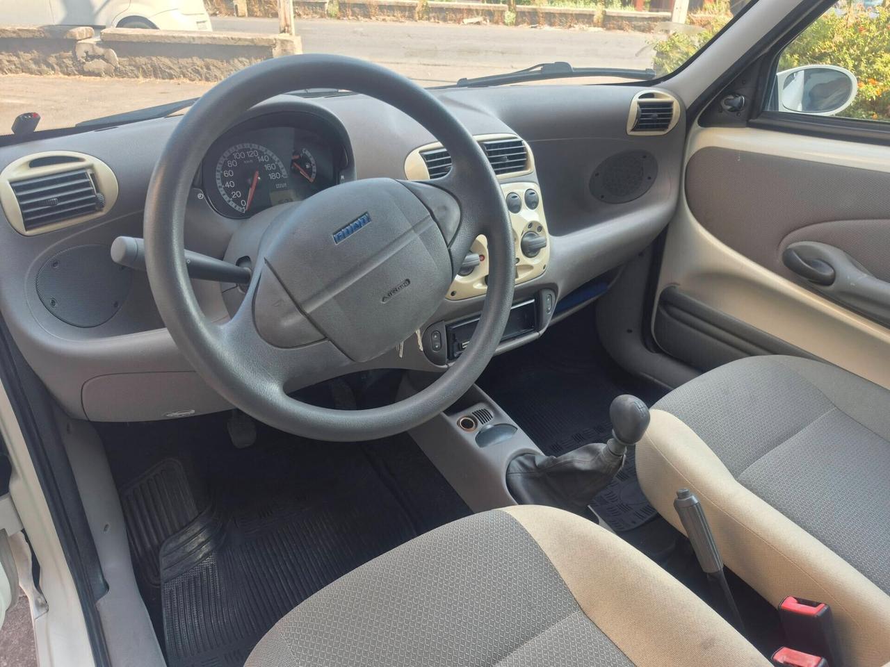 Fiat 600 1.1 Active CON SOLI 36000 KM O.C.C.A.S.I.O.N.E....