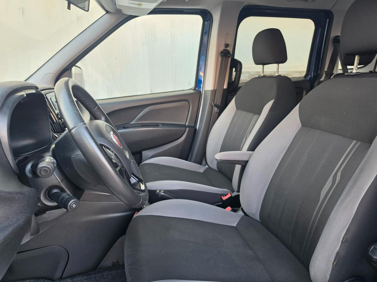 Fiat Doblò 1.6 MJT 90CV -AUTOMATICO- n1 - 5posti